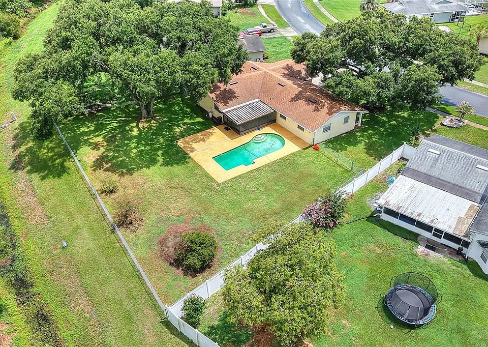 1st image of 3230 Cross Fox Dr