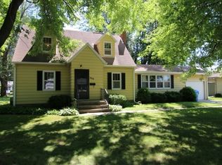 304 Patrick Ave, Waunakee, WI 53597