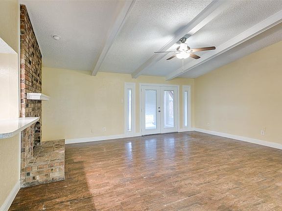 5th image of 2917 Berkshire Dr