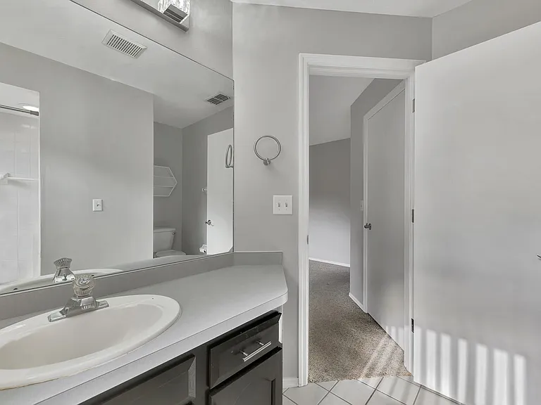 3026 Grafton St — Photo 26