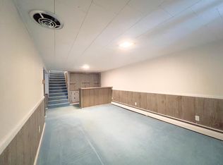 12 Seneca Rd, Woburn, MA 01801