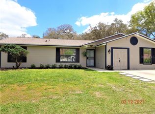1065 8th Ave, Deland, FL 32724