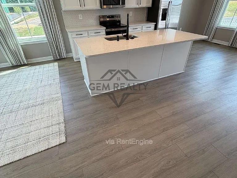 8700 Stevenson Ln — Photo 26