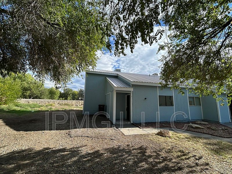 1st image of 560 N Sparn Ct APT 1