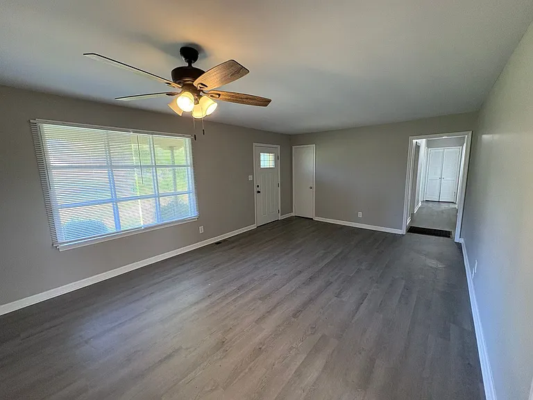 727 Old Nunez Rd — Photo 14