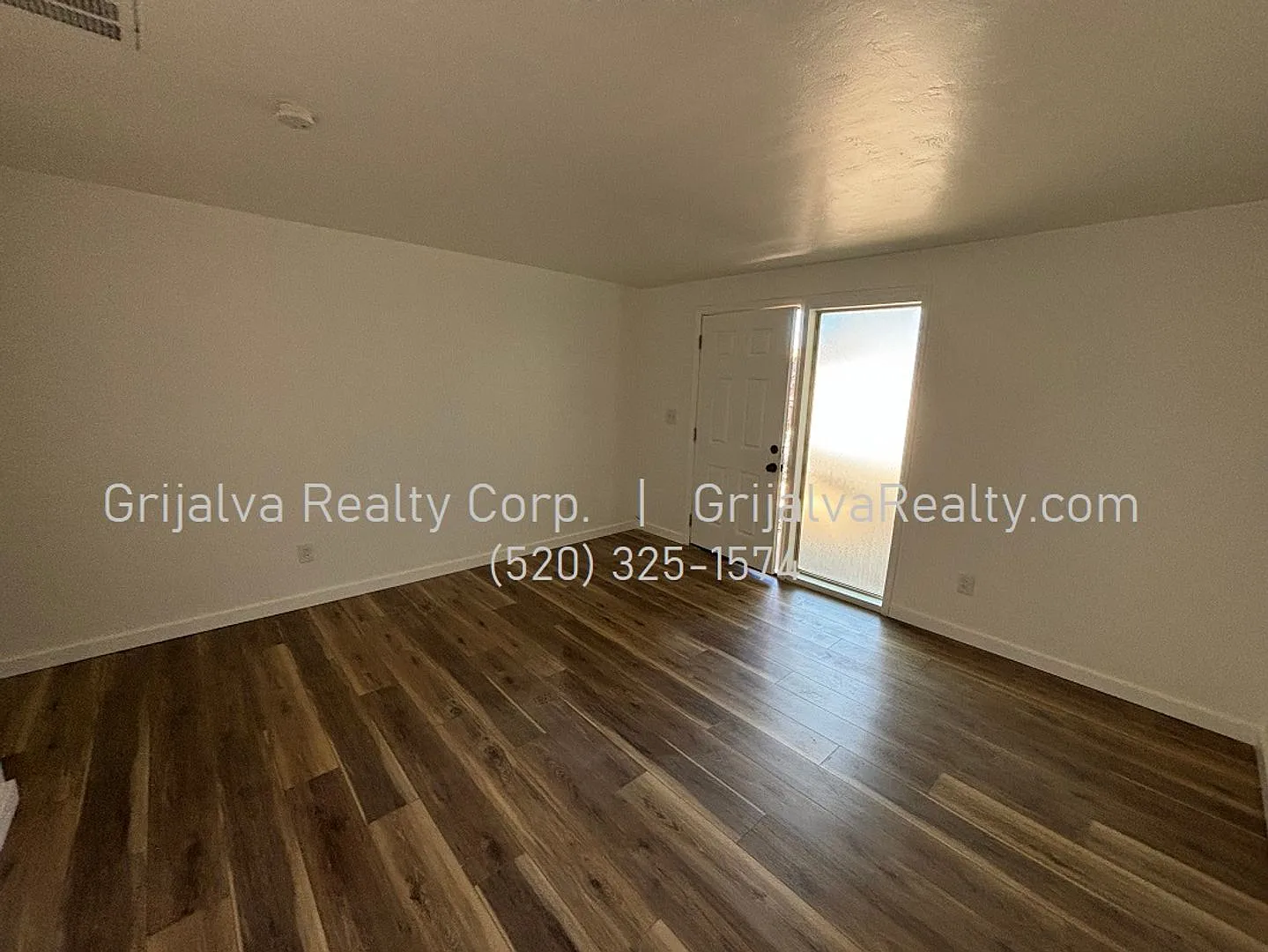 2536 Columbus — Photo 2