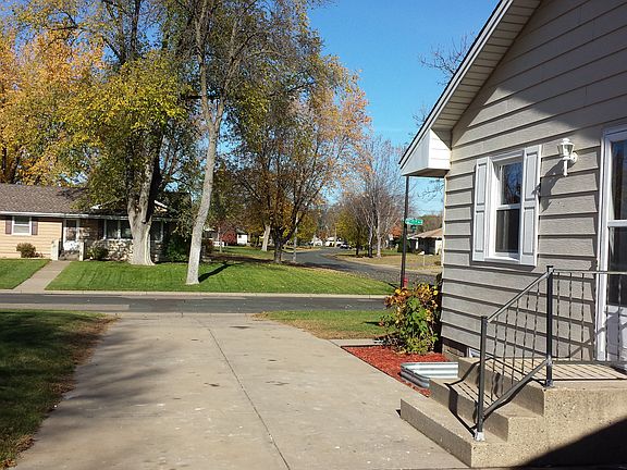 3rd image of 4301 71st Ave N