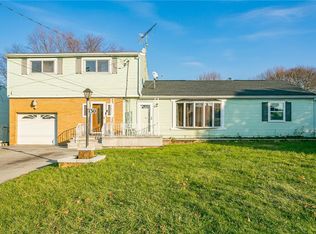 130 Rossmore St, Rochester, NY 14606