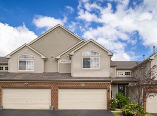 3412 Blue Ridge Dr, Carpentersville, IL 60110
