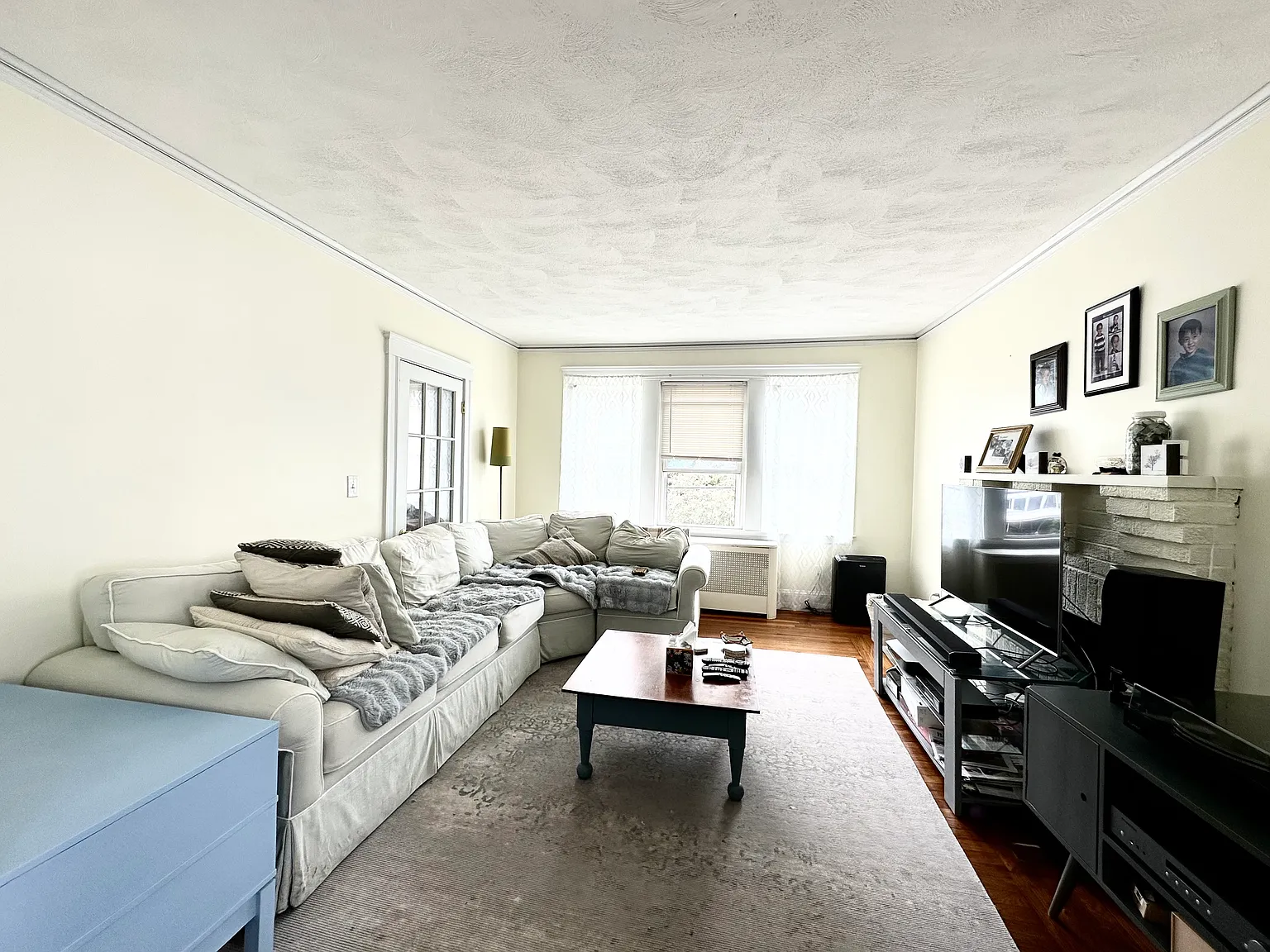 4 bed, 1800 sqft, $3,500 — Photo 4