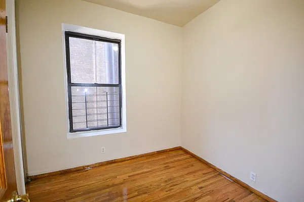 Rented by Bold New York | media 15