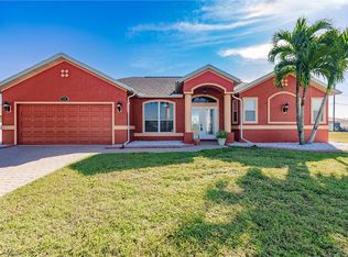 1909 NE 1st Pl, Cape Coral, FL 33909