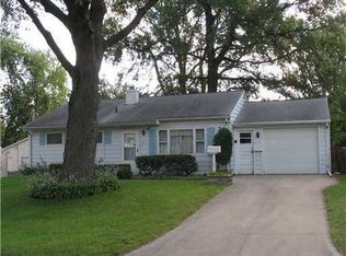 2421 Linwood St SW, Cedar Rapids, IA 52404