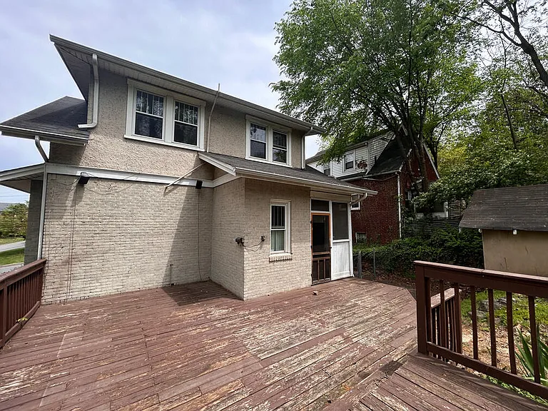 505 Camilla St SE — Photo 38