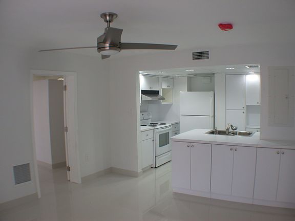 2nd image of 15022 Coconut Ave