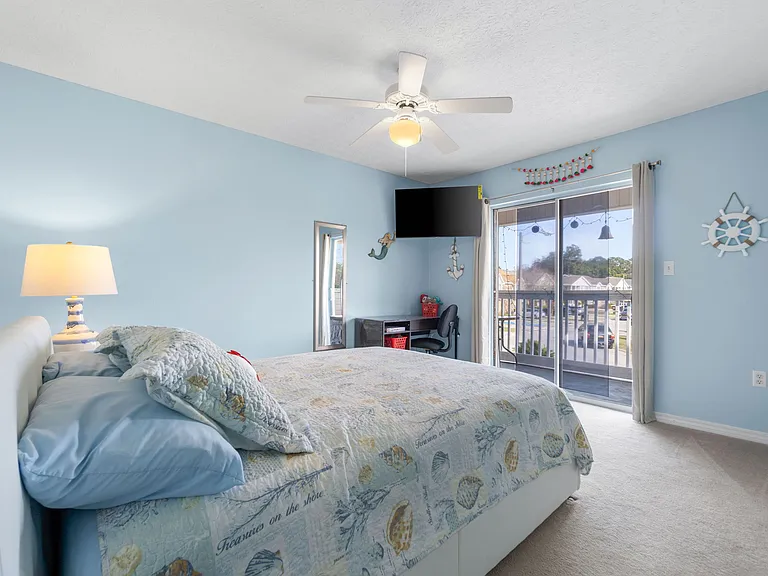 9 Chatelaine Cir SE — Photo 2