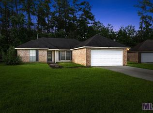 13487 Wynnewood Ave, Denham Springs, LA 70726
