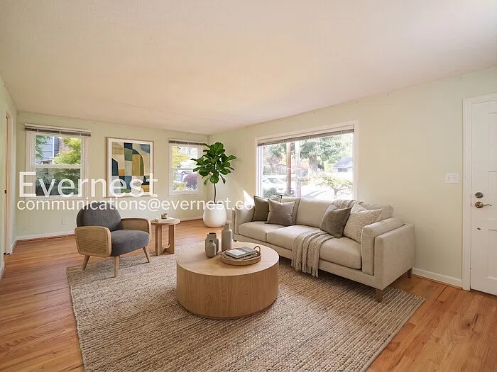2 bed, 1.0 bath, 1450 sqft, $2,745 — Photo 3
