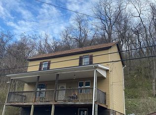3313 Rainbow Run Rd, Monongahela, PA 15063