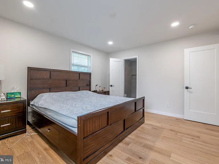 8321 Raymond Ln — Photo 17