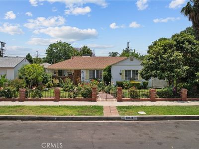 19514 Hartland St, Reseda, CA, 91335