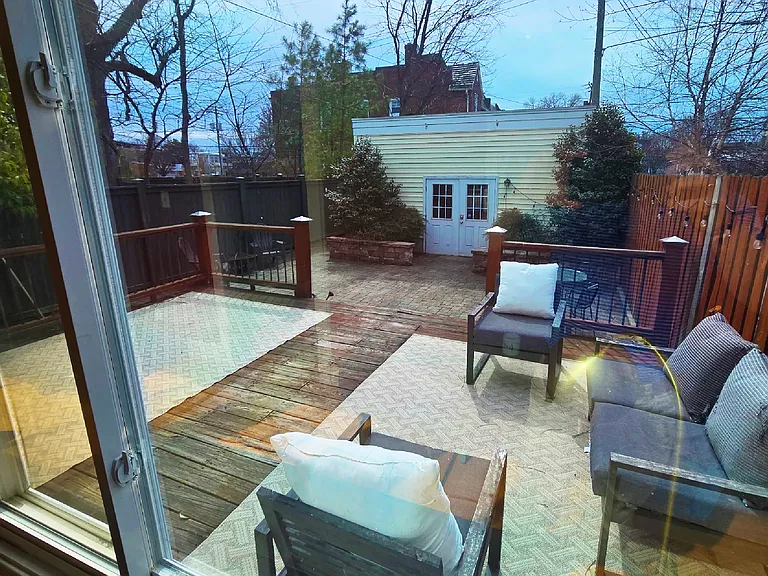3225 Ellwood Ave — Photo 33
