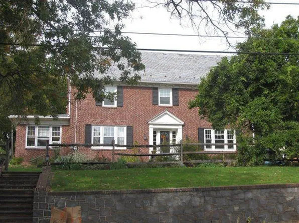 319 Grandview Rd, Pottstown, PA 19464