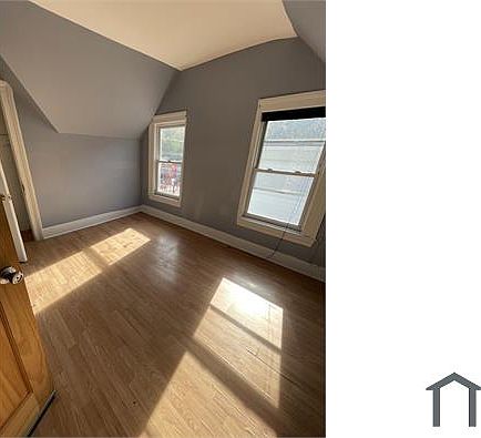 2nd image of 359 Warburton Ave APT 3