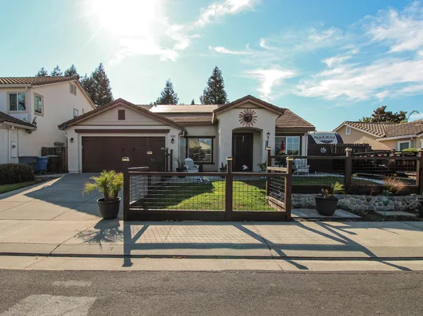 1835 Folsom Fair Circle, Dixon, CA 95620