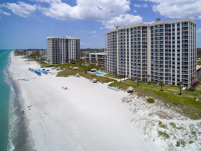 2425 Gulf Of Mexico Dr #7B — Photo 22