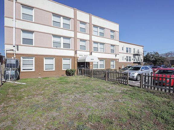 4th image of 9335 Buckman Ave #B2