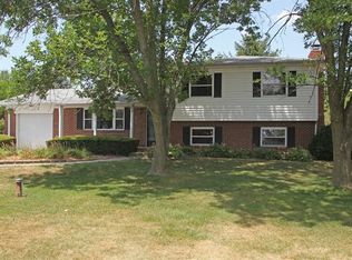 9724 Indian Creek Rd S, Indianapolis, IN 46259