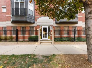 1418 S Halsted St APT 2B, Chicago, IL 60607