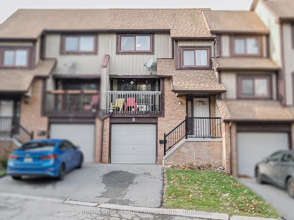 6780 Formentera Ave Unit 8, Mississauga, ON L5N 2L1