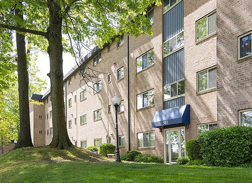 Somerset at Towson — Photo 2