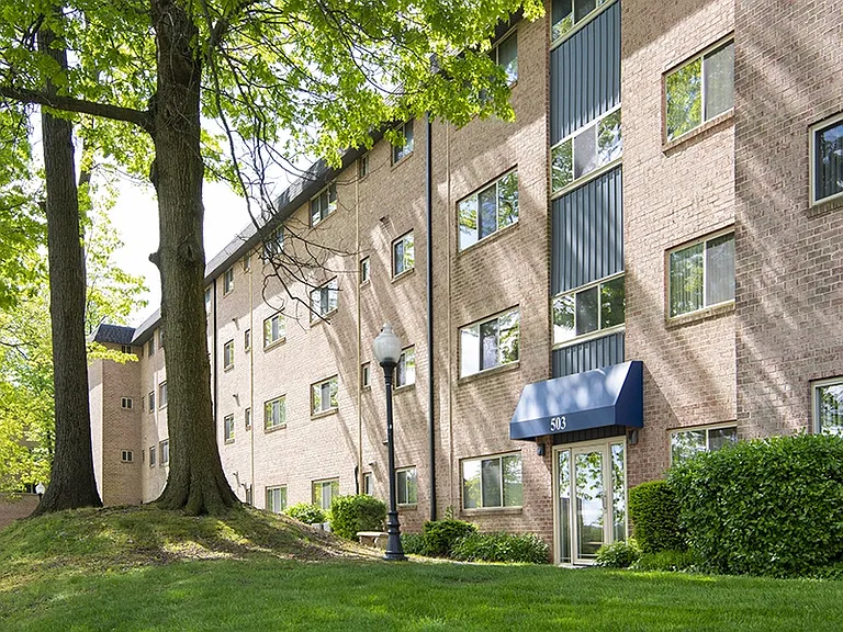 Somerset at Towson Exterior