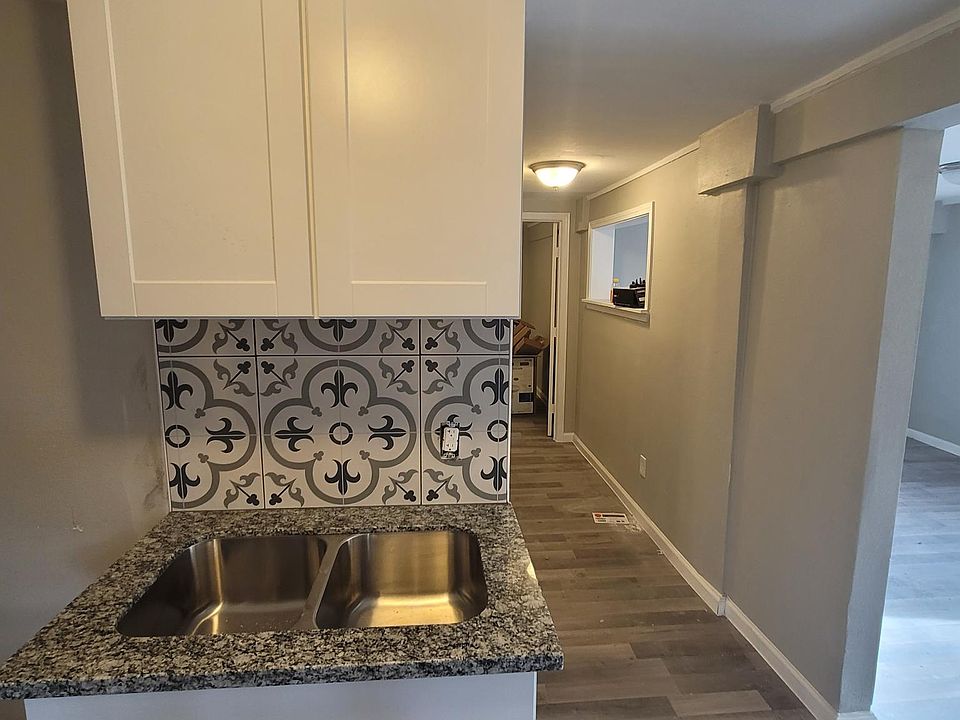 1st image of 523 Henke St #C