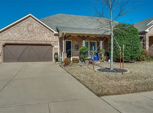 5710 Ridgerock Rd, Fort Worth, TX 76132