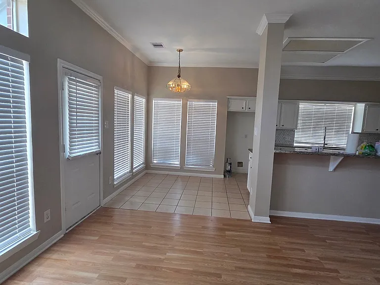 18934 Barry Ln — Photo 9