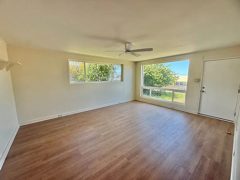 880 Kanakea Loop — Photo 8