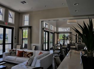 5810 NW 104th Path #5810, Medley, FL 33178