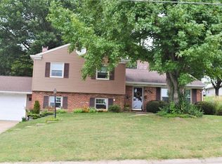 909 W 9th St, Washington, MO 63090