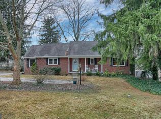 366 Oxford Rd, New Oxford, PA 17350