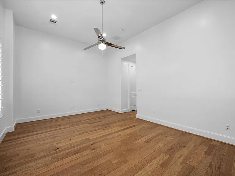 4045 Leeland St — Photo 26