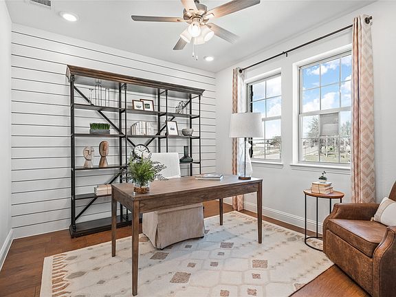 7th image of this home