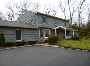 6 Indian Club Rd, Northport, NY 11768