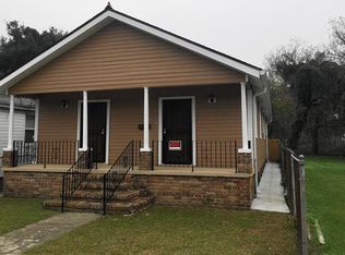 1709 Saint Anthony St, New Orleans, LA 70116