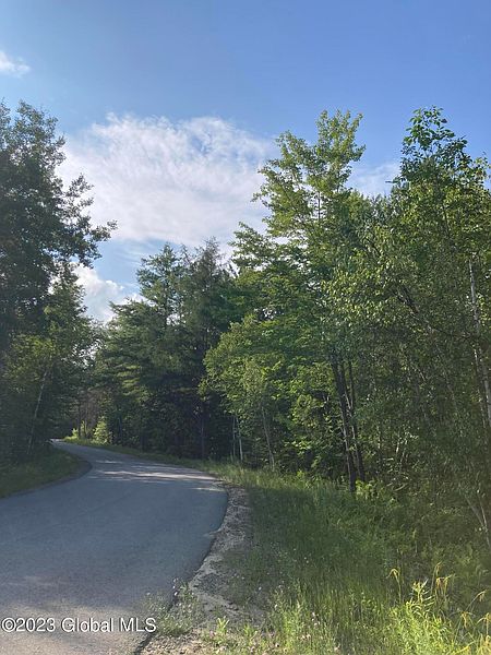 3rd image of L20 Bartman Road