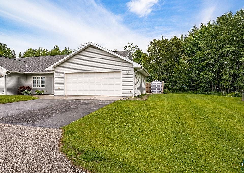 1st image of 20 Michele Ln #6