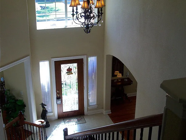 1722 Parklake Vlg — Photo 14